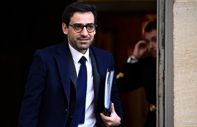 الصحراء المغربية: رئيس الجمهورية حدد المسار .. وتلك قناعة فرنسا