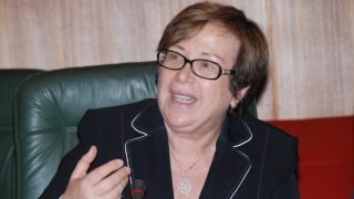 الناشطة الحقوقية نزهة الصقلي تصرح : الإحالة الملكية على المجلس العلمي الأعلى تؤكد حرص جلالة الملك على مراجعة مدونة الأسرة في ظل إحترام الدستور و إشراك كل المؤسسات