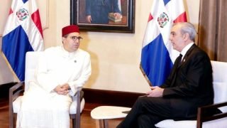 رئيس جمهورية الدومينيكان يبلغ جلالة الملك بدعم بلاده لسيادة المغرب على الصحراء وعزمها فتح قنصلية بالداخلة
