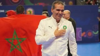 اختيار هشام الدكيك كأحسن مدرب في العالم برسم سنة 2023