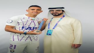 تكريم سفيان رحيمي من طرف الشيخ سلطان بن حمدان بن زايد