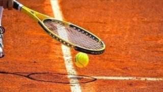 منظمو بطولة أميركا المفتوحة للتنس يحذفون أعلام لاعبي روسيا وبيلاروسيا