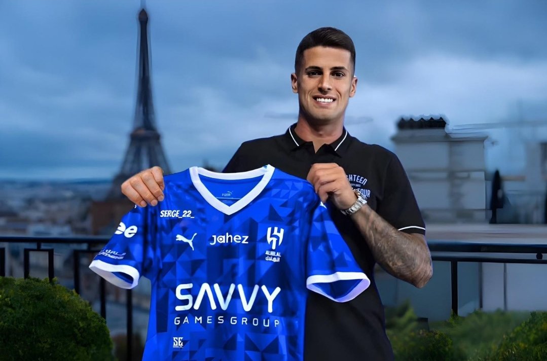 الهلال السعودي يُعلن عن تعاقده مع الظهير البرتغالي جواو كانسيلو حتى 2027