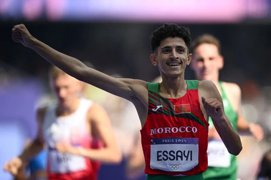 أولمبياد باريس 2024..تأهل العداء المغربي أنس الساعي إلى نصف نهائي سباق 1500 متر
