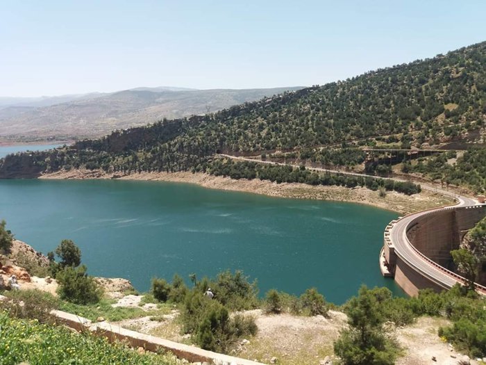المغرب يتوفر على سياسة مائية متينة بفضل المنظور “الإستراتيجي الإرادي” لجلالة الملك (أكاديمي إيفواري)