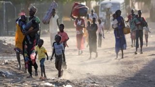منظمة أممية تحذّر من “انهيار كارثي” في السودان