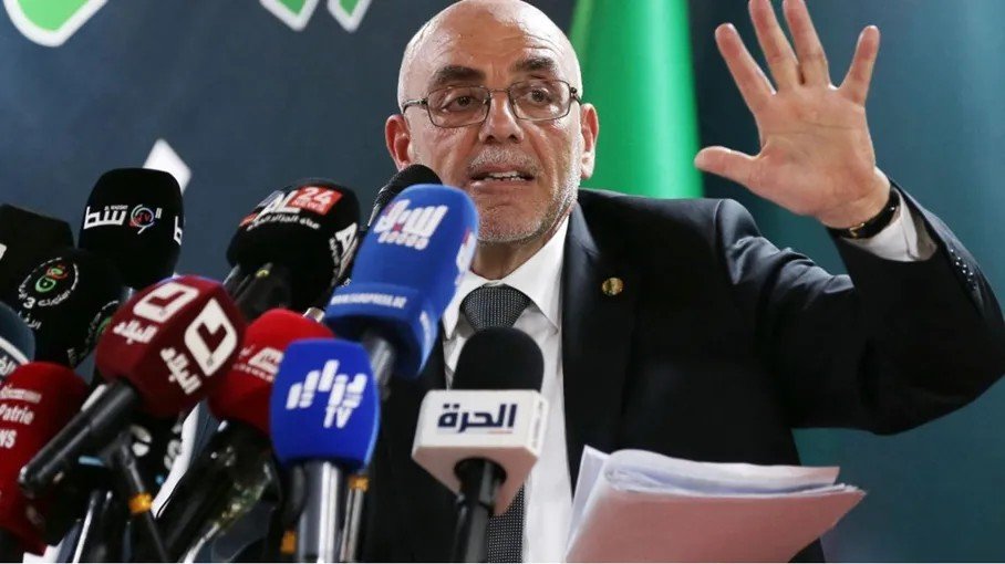 منافس تبون يطعن في نتائج الانتخابات الرئاسية في الجزائر