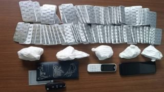 مكناس .. توقيف بزناس وحجز 2500 قرص مهلوس بحوزته و500 غراما من الكوكايين