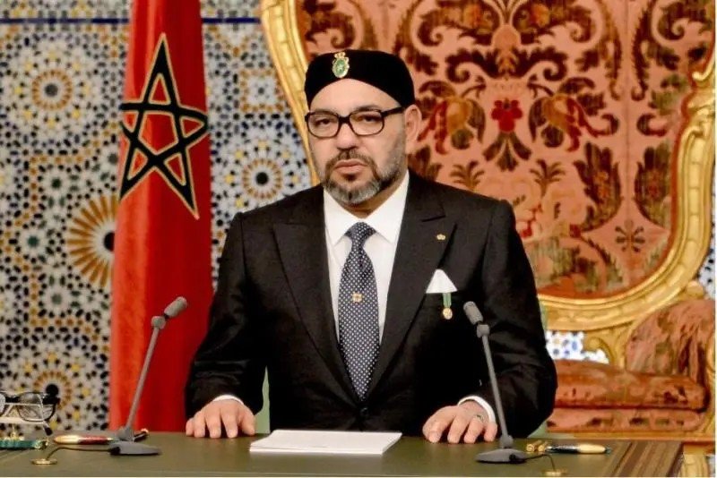 الملك يعزي أفراد أسرة المرحوم الإعلامي بلعيد بويميد