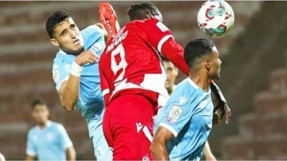 مديرية التحكيم تحسم الجدل حول حالات مثيرة في مباراة الوداد واتحاد تواركة