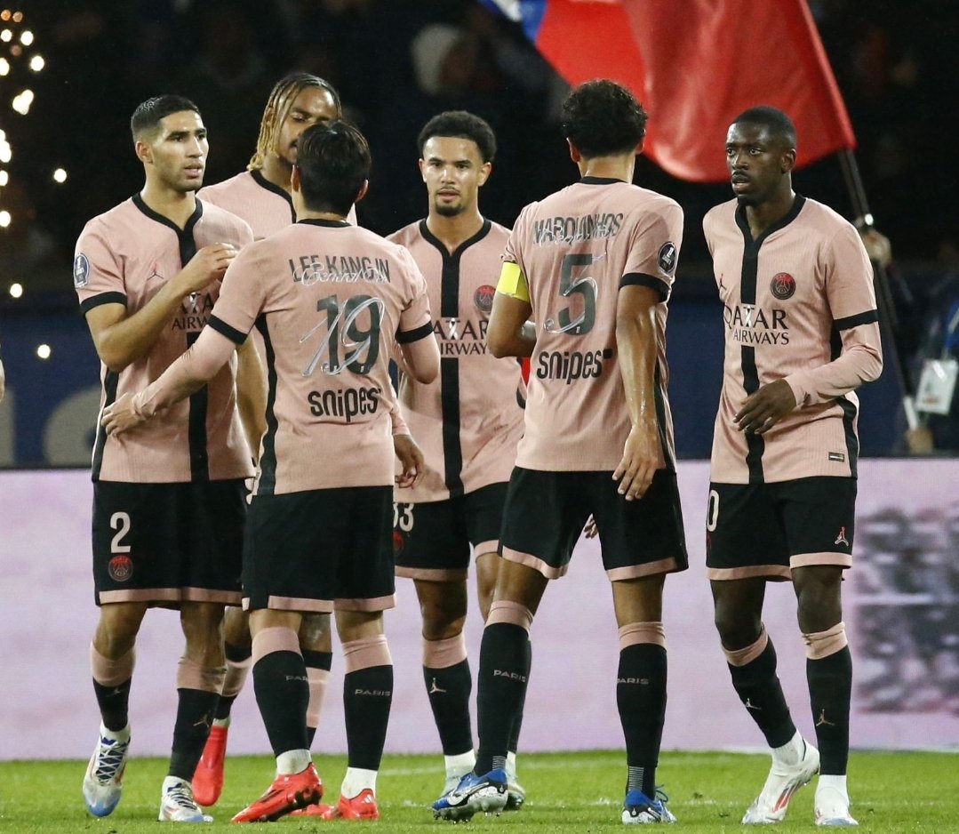 باريس سان جيرمان يستعيد نغمة الانتصارات بثلاثية في شباك رين