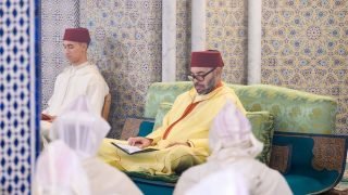 أمير المؤمنين يترأس بمسجد حسان بالرباط حفلا دينيا إحياء لليلة المولد النبوي الشريف