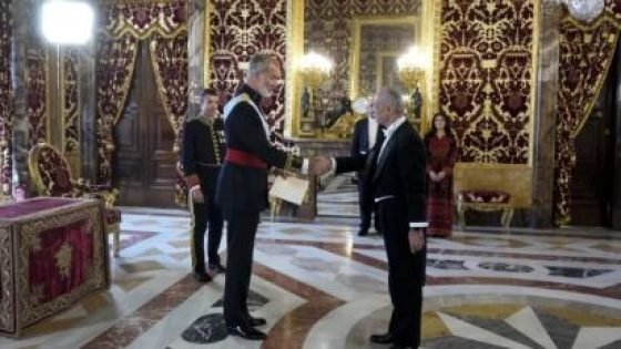 العاهل الإسباني يتسلم أوراق اعتماد أول سفير لدولة فلسطين لدى مدريد