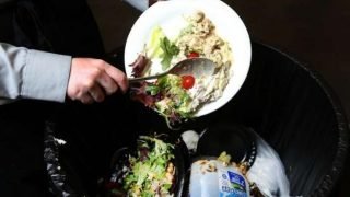 هدر 4.2 ملايين طن من الطعام في المغرب: أرقام صادمة تثير القلق!