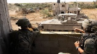 الفصائل الفـــــــلسطينية تواصل خوض معارك ضارية ضد قوات الإحــــــتلال المتوغلة في غزة