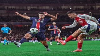 آرسنال يتفوق على باريس سان جيرمان بثنائية نظيفة في دوري الأبطال