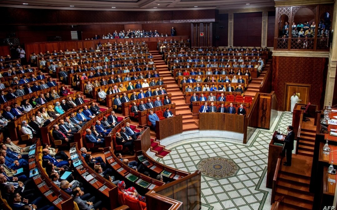 سؤال برلماني حول منع جماهير النادي الرياضي المكناسي من حضور المباريات