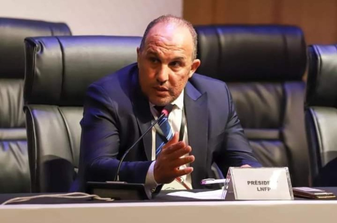 العصبة الاحترافية ترد بقوة على تصريحات مسؤولي ومدربي الأندية حول التحكيم وغياب الجماهير