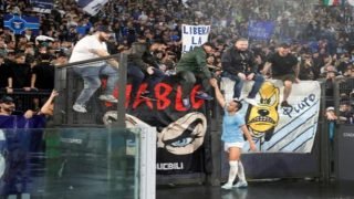 يويفا يعاقب لاتسيو وأتلتيكو مدريد بسبب السلوك العنصري لمشجعيهما”