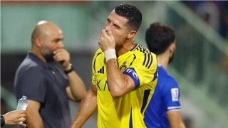 “خيبة أمل جديدة لرونالدو مع النصر: مسيرة النجم البرتغالي في السعودية نحو المجهول”