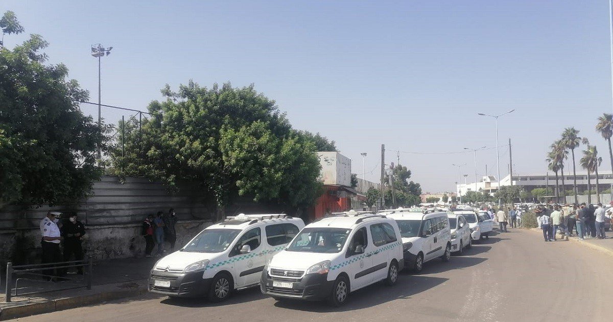 الرباط : فوضى الطاكسيات الكبيرة تغزو شوارع الرباط والمطالب تتصاعد بتدخل حاسم من الوالي” اليعقوبي”