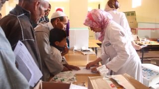 القصر الكبير : حوالي 1000 مستفيد من قافلة طبية متعددة التخصصات