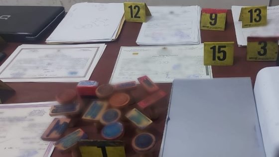 تحقيقات تكشف تجارة غير مشروعة بدبلومات مهنية