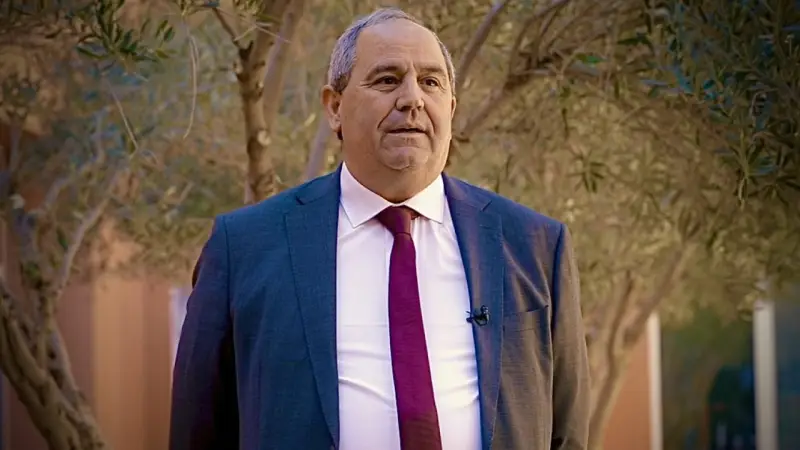 حقيقة نهج الميداوي وزير التعليم العالي و البحث العلمي المعين مؤخرا سياسة التقشف !