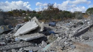 الجيش الإســـــــرائيلي يكثف قصفه جنوب لبنان و مقــــــــتل شخصين بغارة على بلدة زوطر الشرقية