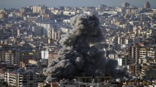 تجدد الغـــــــــــارات الإســــــــــــرائيلية على الضاحية الجنوبية لبيروت بعد تحذيرات بإستهداف 5 مواقع جديدة