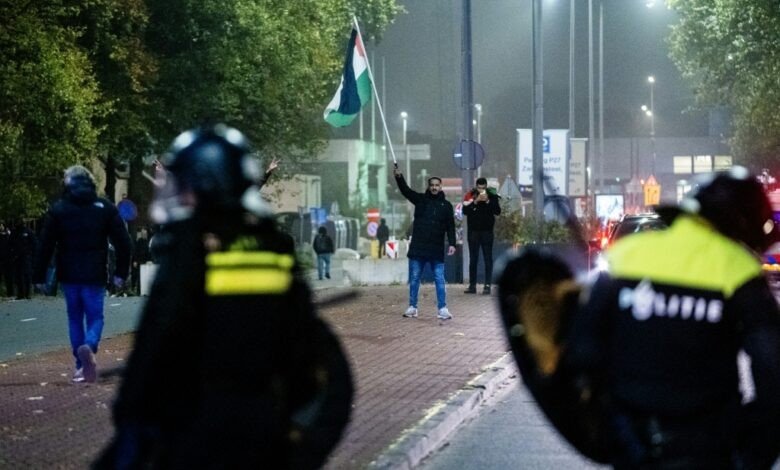 هولندا تعرب عن استيائها لنشر إسرائيل تقريرا عن العنف في أمستردام