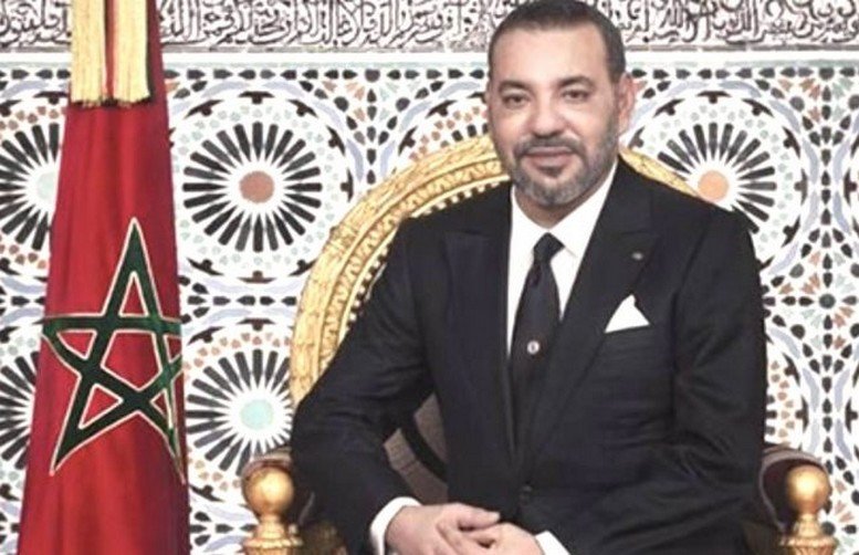 جلالة الملك يهنئ أعضاء المنتخب الوطني لكرة القدم داخل القاعة للسیدات بمناسبة فوزه بكأس إفریقیا للأمم 2025