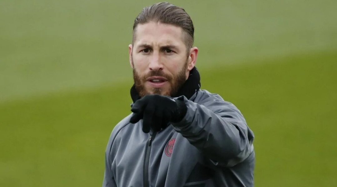سيرجيو راموس يعرض العودة إلى ريال مدريد والنادي يرفض بحثاً عن حل طويل الأمد