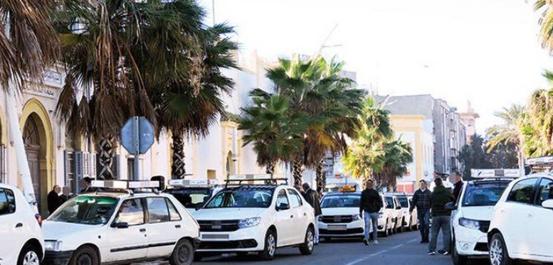 الجديدة: بلاغ استنكاري للهيئات النقابية والجمعوبة لقطاع الطاكسيات الصغيرة