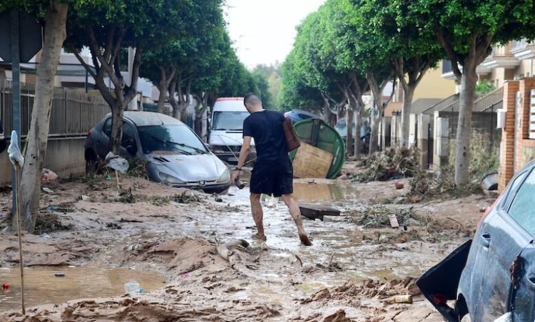 إسبانيا..المغرب يرسل 24 شاحنة و72 مهندسا للمساهمة في جهود الإنقاذ