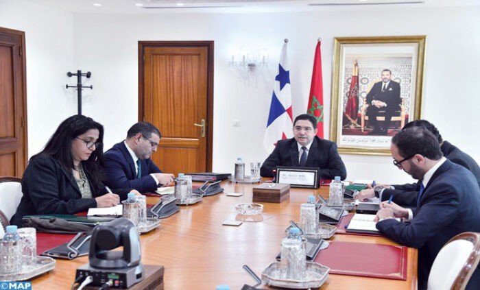 جمهورية بنما تقرر تعليق علاقاتها الدبلوماسية مع “الوهمية”