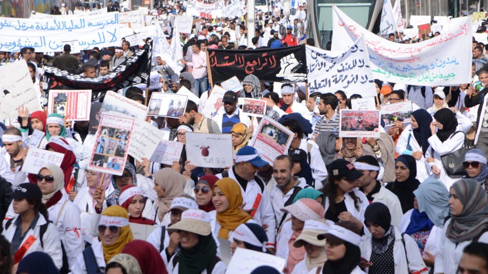 ضجة قانون الإضراب في المغرب !