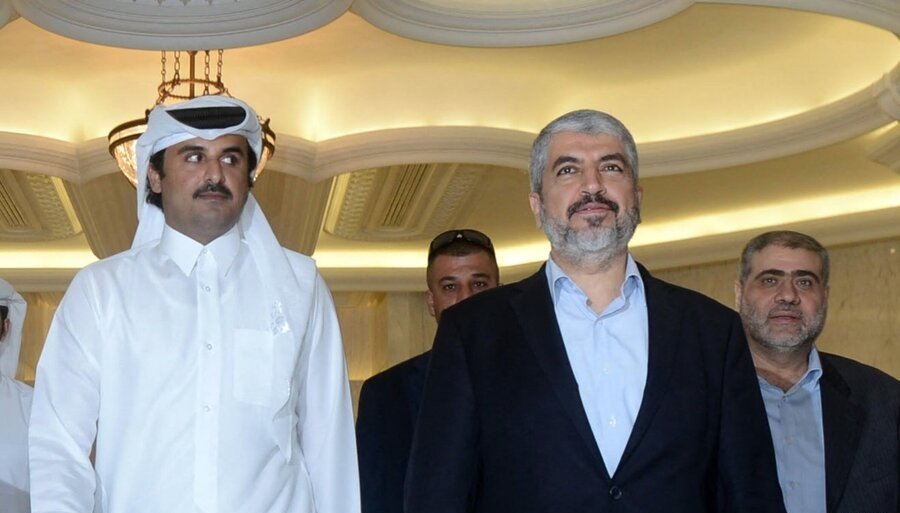 أنباء عن مغادرة جميع قيادات حماس وعائلاتهم قطر