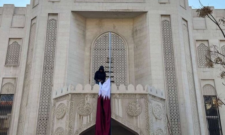 قطر تعيد فتح سفارتها في سوريا بعد 13 عاما من إغلاقها