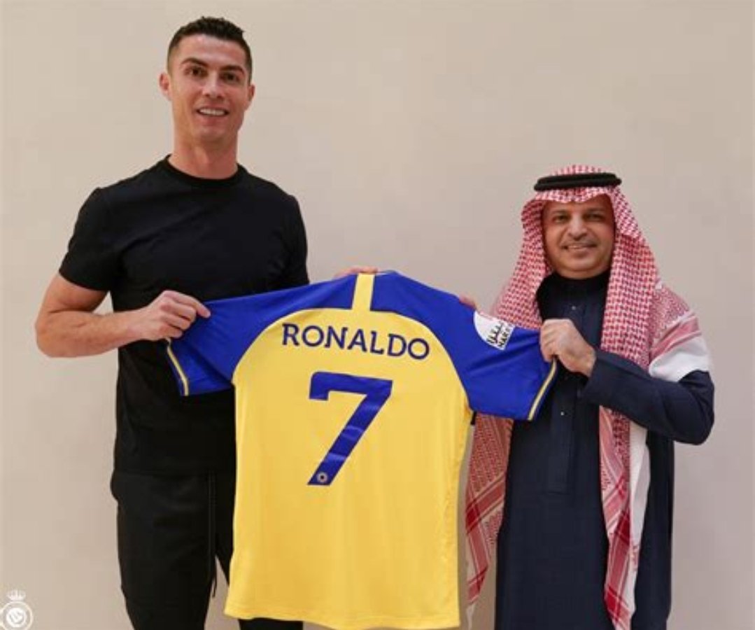 رونالدو يقود النصر للتحول إلى قوة اقتصادية وتحقيق إيرادات رعاية قياسية