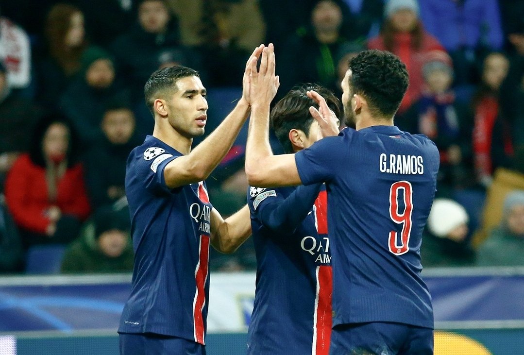 باريس سان جيرمان ينتصر بثلاثية نظيفة بلمسات مغربية في دوري الأبطال