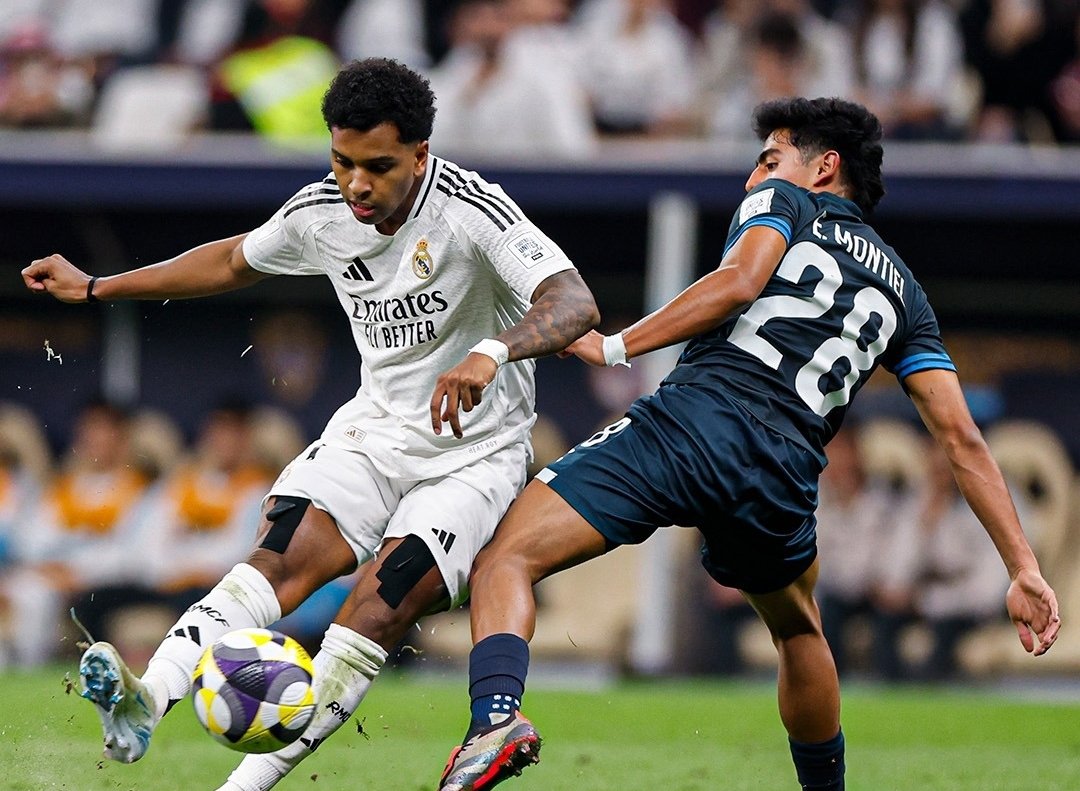 ريال مدريد يتوج بلقب كأس القارات للأندية بعد انتصار مقنع على باتشوكا المكسيكي