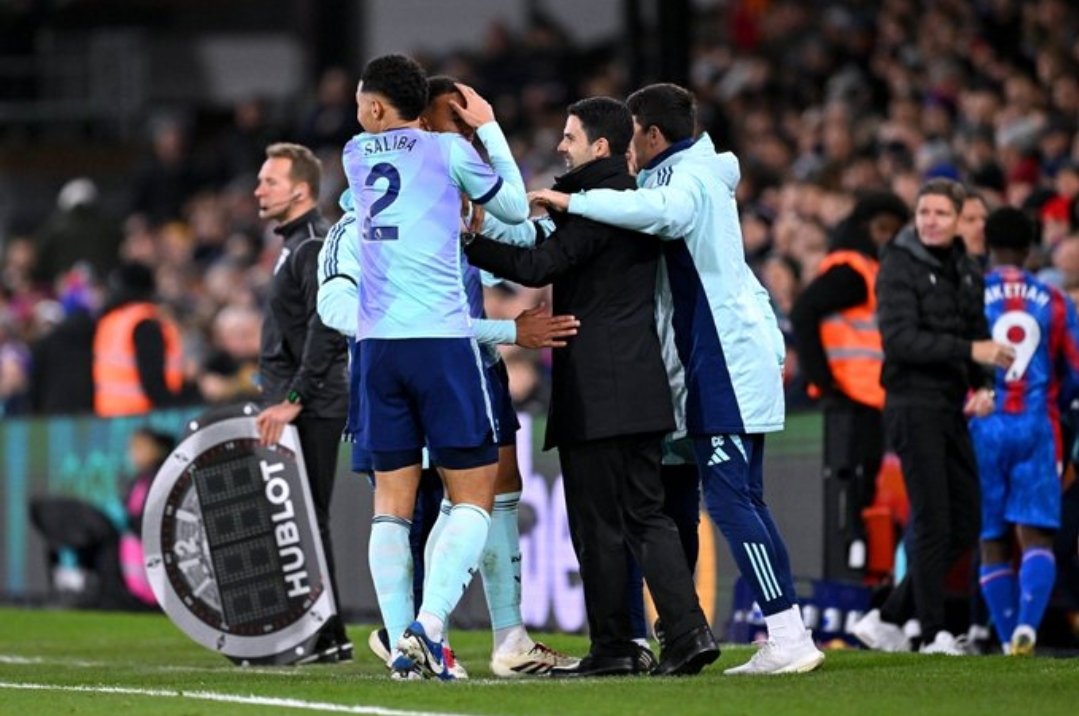 آرسنال يكتسح كريستال بالاس بخماسية في الدوري الإنجليزي