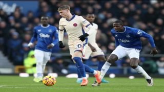 إيفرتون يوقف قطار انتصارات تشيلسي بتعادل سلبي في الدوري الإنجليزي
