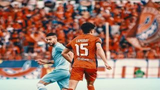 أولمبيك آسفي ينتزع فوزًا ثمينًا أمام اتحاد تواركة في الجولة الـ15
