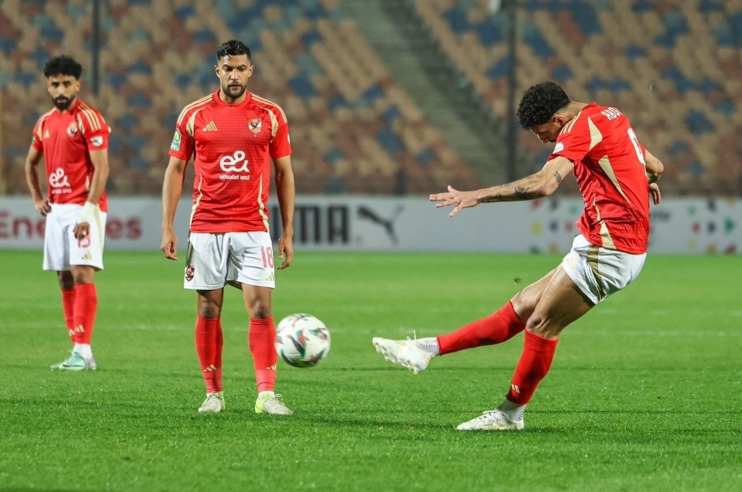 الأهلي يكتسح شباب بلوزداد بسداسية ويتصدر مجموعته في دوري أبطال إفريقيا