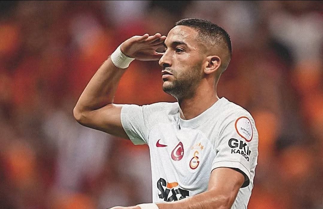 غلطة سراي يدخل في مفاوضات صعبة لإنهاء عقد حكيم زياش