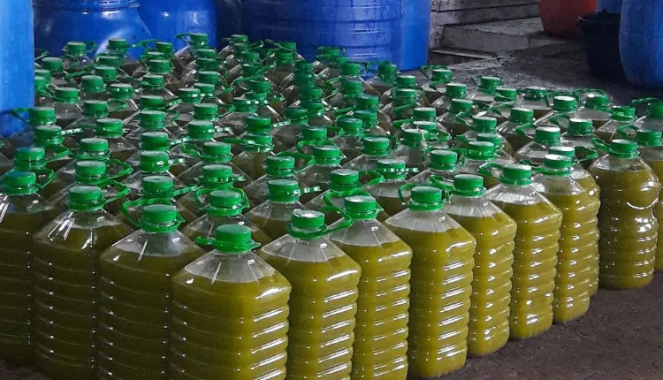 كانت موجهة لبطون المغاربة..الحجز عن 4 أطنان من زيت الزيتون المغشوش قرب الفقيه بنصالح