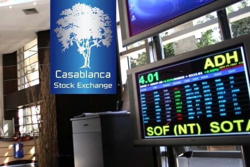 بورصة الدار البيضاء تستهل تداولاتها بأداء قريب من التوازن