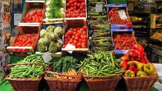 المغرب يتصدر قائمة مصدري الفواكه والخضروات إلى إسبانيا